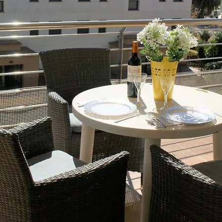 Apartamento En Roses A 2 Minutos De La Playa Con Vista Al Mar Apartment *