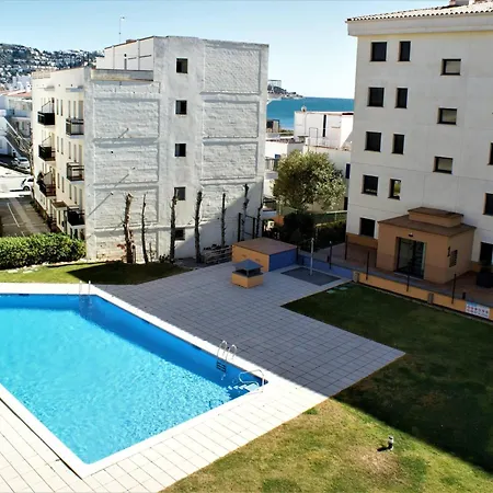 Apartamento En Roses A 2 Minutos De La Playa Con Vista Al Mar *