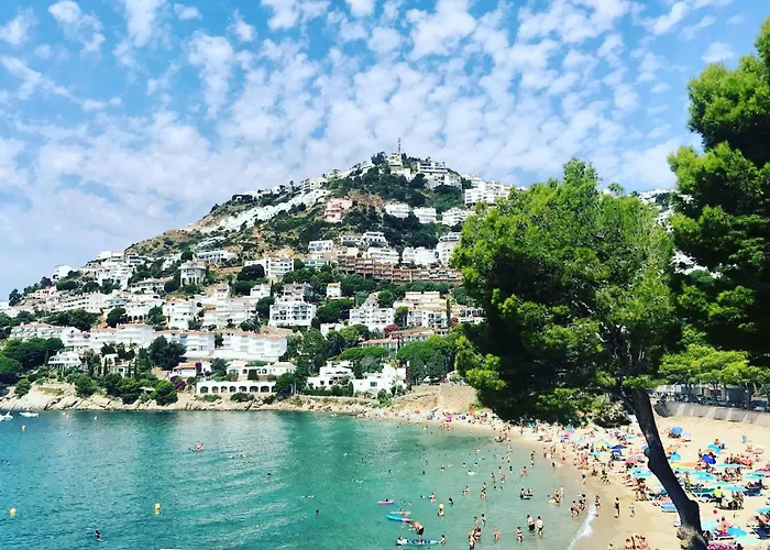 Precioso Piso En Roses Con Piscina Y Parking Av-18 아파트