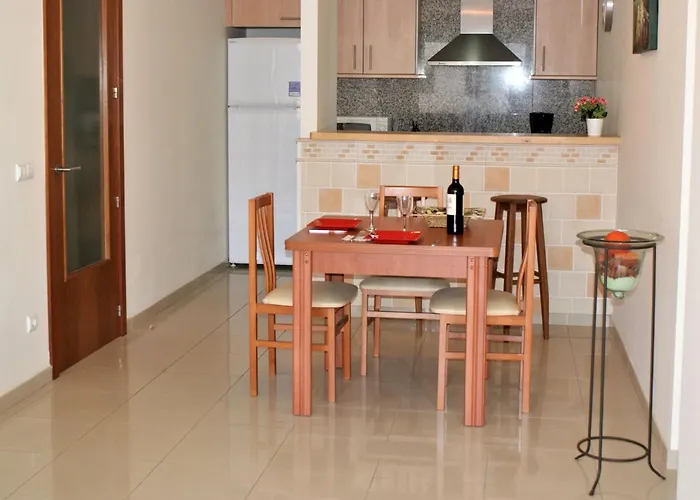 아파트 Precioso Piso En Roses Con Piscina Y Parking Av-18