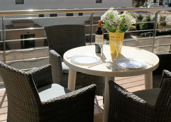 Precioso Piso En Roses Con Piscina Y Parking Av-18 아파트 *