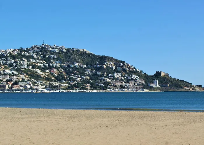 아파트 Precioso Piso En Roses Con Piscina Y Parking Av-18 *